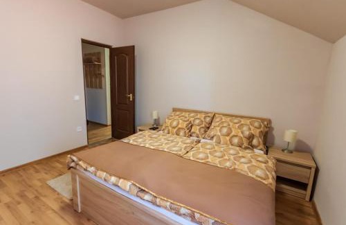 Hamor Bed & Breakfast | Baráthegyi Panzió és élménypark