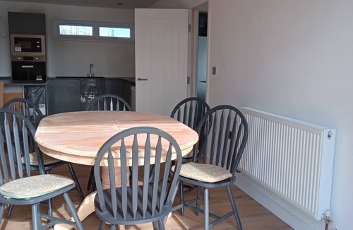 East Huntspill Apartment | Barn conversion for rent situated next to a working horse yard
