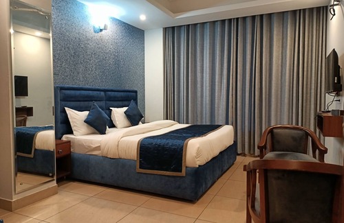 Kumarhatti Hotel | Barog Residency