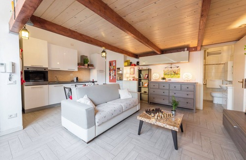 Oltrarno Apartment | Bartolommeo Scala Loft by Mmega