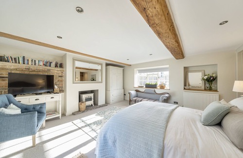 Holworth Bed & Breakfast | Barton Cottage Bed and Breakfast