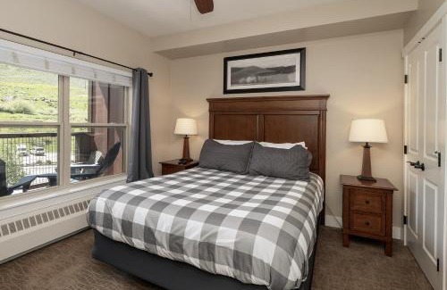 Silvercreek Apartment | Base Camp 313 condo