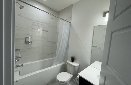 Stony Plain 135 House | Basement sanctuary, just a 25-minute drive from the heart of Edmonton.