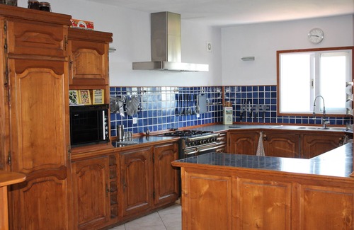 Bastelicaccia House | Bastelicaccia: houses/villas - 6 rooms - 8/10 persons
