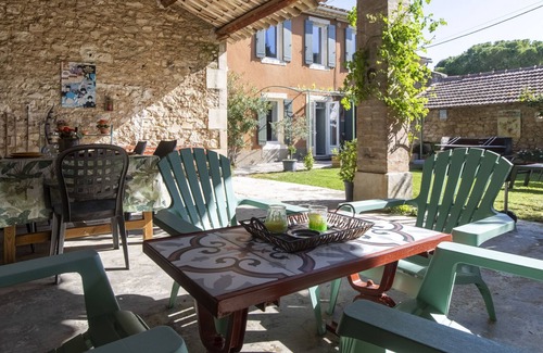 Oppede House | Bastide du 19ième by Interhome