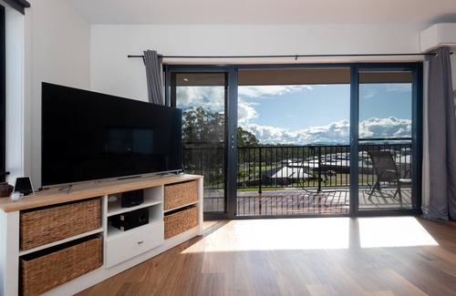Sunshine Bay Bed & Breakfast | Batemans Bay Delight
