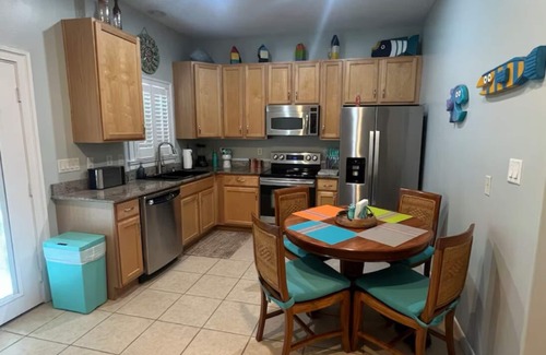 Apalachicola House | 🌴Bay Breeze Believer Apalachicola Bay Front Home with Fishing Dock🌴