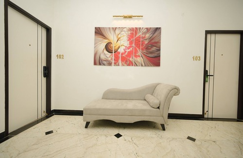 Palavakkam Hotel | Bay Breeze Suites