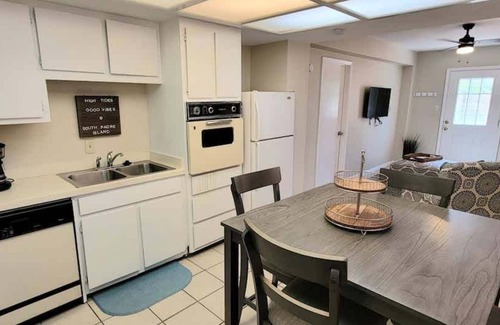South Padre Island Condo | Bay View Great Deck Pool 2 Levels & 3 Bedr 3 Bedroom Condo