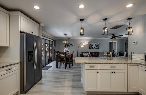 Bay Isle House | Baydream Bungalow | Pet Friendly Home w/Private Heated Screened-In Pool