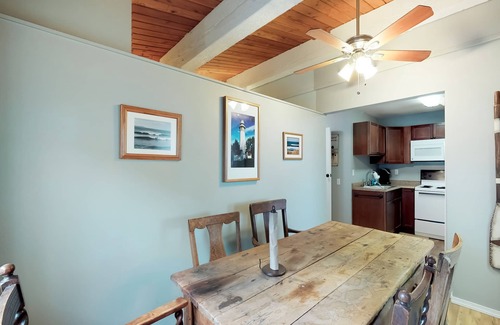 Westport House | Bayfront guest house - amazing view of Westport Marina, near Float 3 & museum