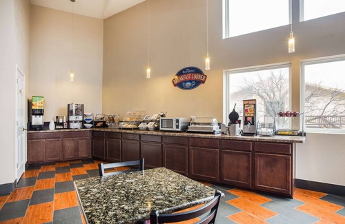 Appleton Hotel | Baymont by Wyndham Appleton