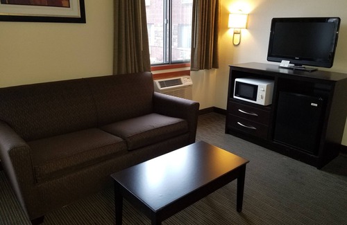 Eau Claire Hotel | Baymont by Wyndham Eau Claire WI