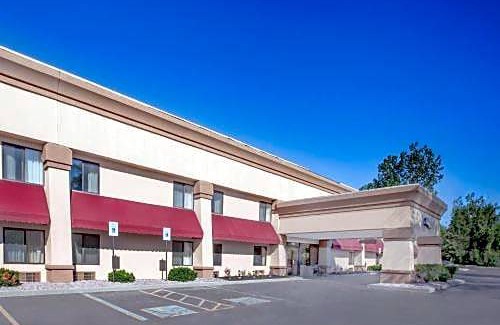 Jackson Hotel | Baymont by Wyndham Jackson