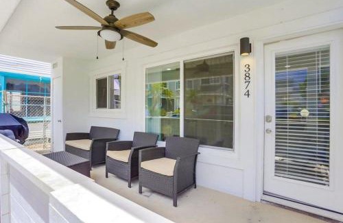 Mission Beach House | Bayside Bikini 1