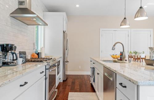 Excelsior House | Bayside Escape