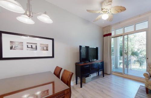 Baytowne Wharf Apartment | Baytowne Wharf - Observation Point North #555