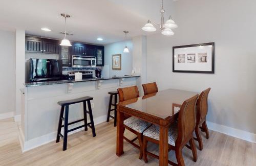 Baytowne Wharf Apartment | Baytowne Wharf - Observation Point North #555
