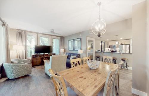 Baytowne Wharf Apartment | Baytowne Wharf - Observation Point North #351