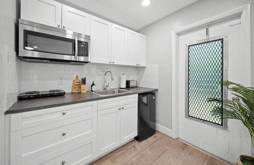 East Fort Lauderdale Apartment | Bayview Regency Apartments By Lowkl