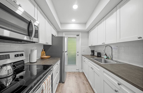 East Fort Lauderdale Apartment | Bayview Regency Apartments By Lowkl