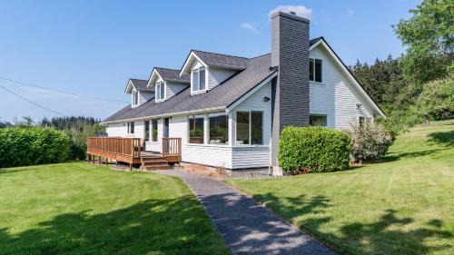 Langley House | Bayview Together Farm by AvantStay A Location