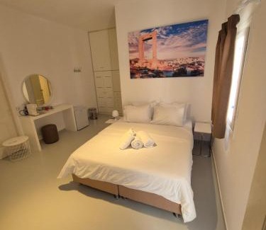 Kithnos Hotel | Be Kythnos