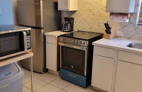 South Padre Island Condo | Beach access Condo Nice pool/hot tub area w/bbq 2 Bedroom Home by RedAwning