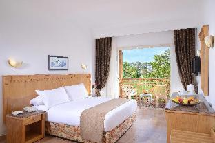 Village Road Resort | Beach Albatros Aqua Park - Hurghada