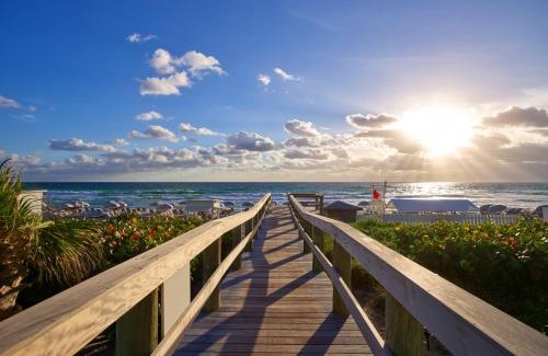 Boca Raton Hotel | Beach Club at The Boca Raton