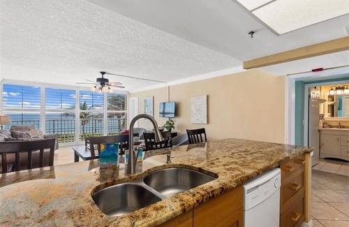 Hutchinson Island South Condo | Beach Condo/Island Beach Resort/No Cleaning Fee/Condo 301