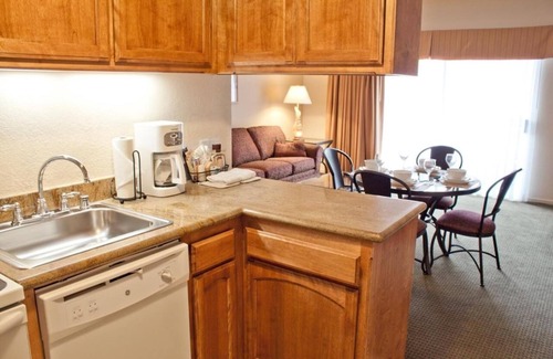 Avila Beach Hotel | Beach Escape! 3 Spacious Units w/Full Kitchen, Free Parking, & Onsite Pool!