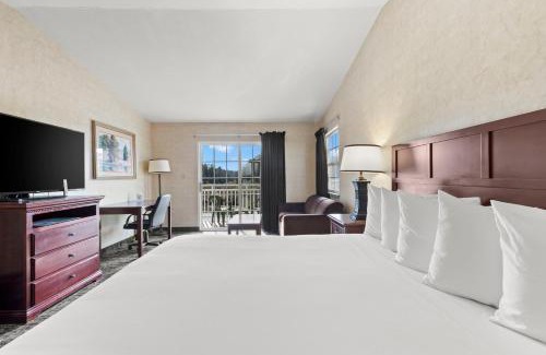 Fort Bragg Hotel | Beach House Inn