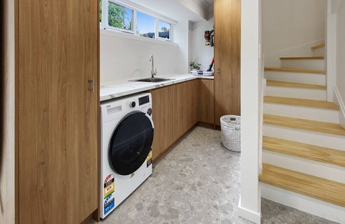 Port Stephens Council Villa | Beach House Shoal Bay Villa 1