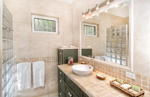 Dawn Beach Estates House | Beach House Younes