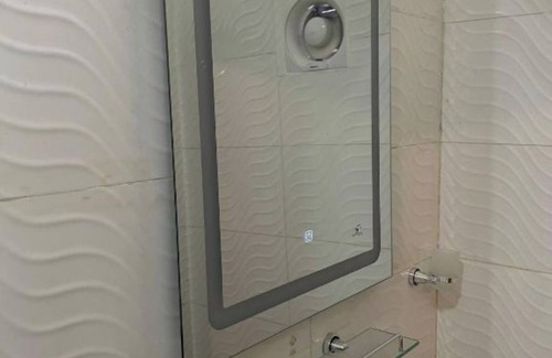 Littoral Department Apartment | Beach Sand Hotel & Resort, Cotonou Deluxe Room 4