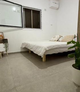Ashkelon Apartment | Beach Suite Israel, Beachfront Suite, Indoor Pool, Gym Spa ביץ סוייט ישראל בריכה מקורה, חדר כושר וספא בבניין