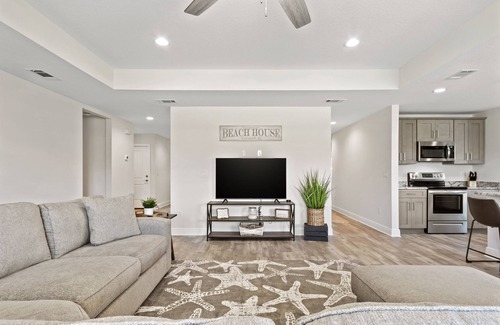 Navarre House | Beach Vibes in Navarre
