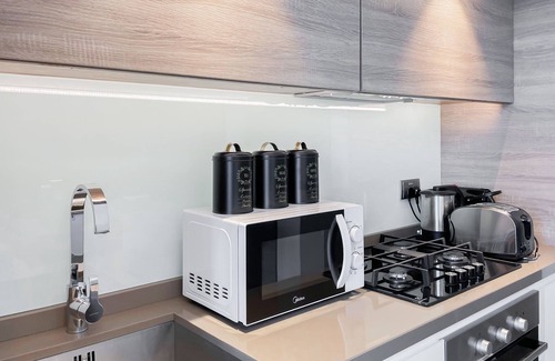 Dubai Marina Apartment | Beach View 2BR Ultra-luxurious Apt- 1504
