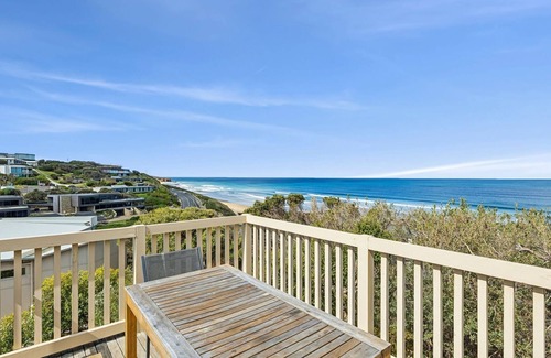 Fairhaven House | Beach View - Combining great views while being only a 1 minute walk to the Fairhaven Beach
