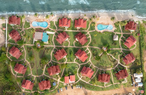 Hopkins Resort | Beach Views Villa w/Full Kitchen & Private Balconies