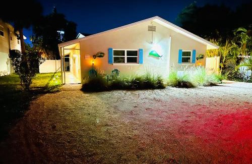 Indian Rocks Beach Apartment | Beach Villa A