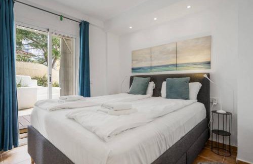 Sitio de Calahonda Apartment | Beachfront Calahonda apt by Costarentals - Ref 89