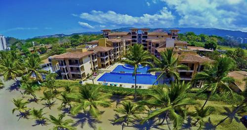 Jaco Apartment | BEACHFRONT Condo Bahia Encantada L1 Jaco Beach