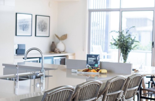 Magenta Shores House | Beachfront Haven Exceptional Family Getaways
