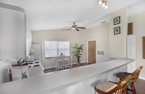 Key Largo Hotel | Beachfront Hideaway in the heart of Key Largo! Your own private beach!