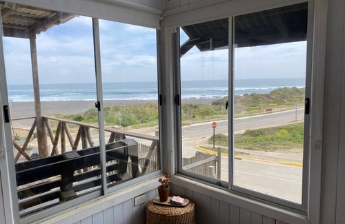 Puertecillo Ski Chalet | Beachfront House/Surf & Sun in Pichilemu- Infiernillo. Pet Friendly!