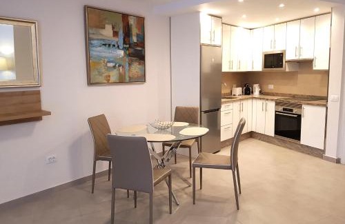 Arona Apartment | Beachfront Residence Las Americas - TRG