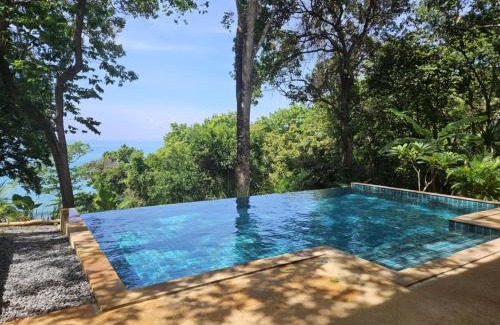Rawai Villa | Beachfront villa in Rawai