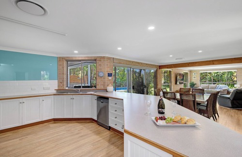 Culburra Beach House | Beachside - Direct Beach Access - Pool, Spa & Waterslide